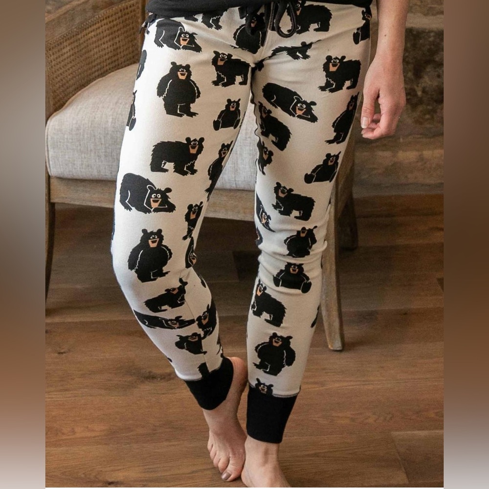 NWT Lazy One Mama Bear Legging Pajama Pants Size Medium Black and Cream